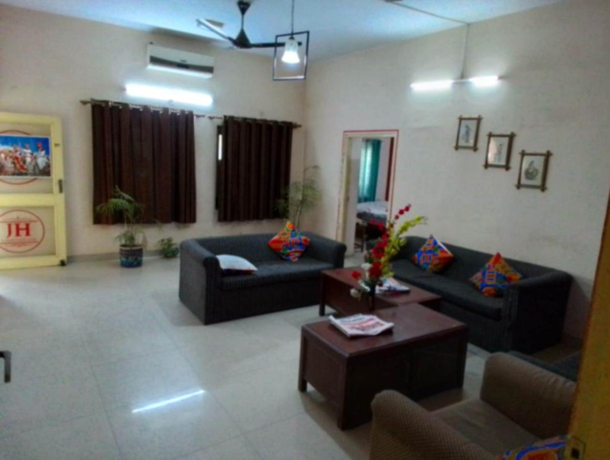 Hotel Singhasan House Jaipur Ngoại thất bức ảnh
